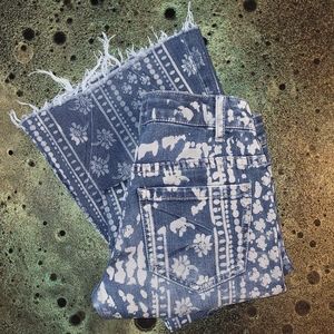 Free People Denim Flare Jeans Size 24 Blue & Gray With Flowers & Stripes Print